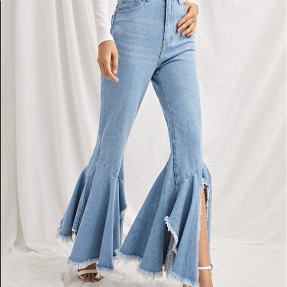 Shein,High-Waist,Raw Hem Flare Jeans, Fun, Funky and Fabulous,So Cool! Size XS - Picture 4 of 10
